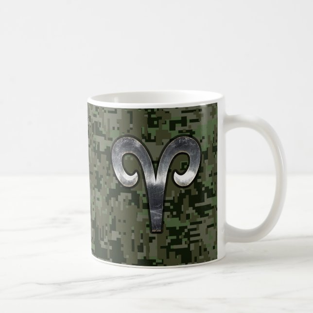 Aries Zodiac Symbol Woodland Digital Camouflage Kaffeetasse (Rechts)