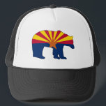 Arizona Flag Bear Truckerkappe<br><div class="desc">Arizona has it all,  desert,  forests,  mountains,  lakes. There's climbing,  skiing,  hiking,  paddling,  and endless terrain to pursue all of your outdoor activities!  This cool design is the Arizona State Flag inside of a bear.</div>