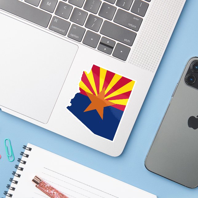 Arizona State Flag Retro Sunset Wüste Vibes Aufkleber (Laptop mit iPhone)