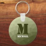 Armatur grünes geometrisches Maschenmuster Monogra Schlüsselanhänger<br><div class="desc">Monogram Personalize mit Ihrem benutzerdefinierten Initial und Namen. Army grüne Gefälle geometrische Maschenmuster dreiecke ombre. Dreieck geometrische Masche mit dunkelgrauem Ober-Farbverlauf, militärisch, Armee, Muster, ombre, Mesh, Dreiecke, Geometrie, Gefälle, cool, Dreieck, Grün</div>
