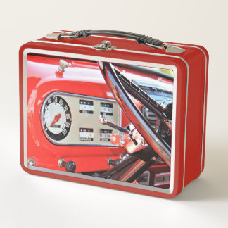 Armaturenbrett eines klassischen Pickup-Trucks von Metall Brotdose
