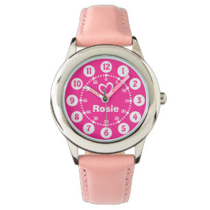 Armbanduhr mit kurzem und rosa Mädchen