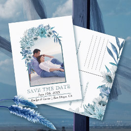 Arme mit blauen Blumen und Blätter Hochzeit im Her Postkarte