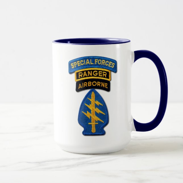 Armee-Kraft-grüne Barett-Förster-Tierärzte Tasse (Rechts)