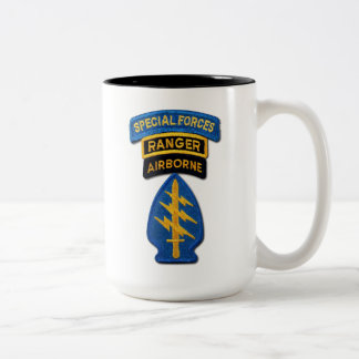 Armee-Kraft-grüne Barett-Förster-Tierärzte Zweifarbige Tasse