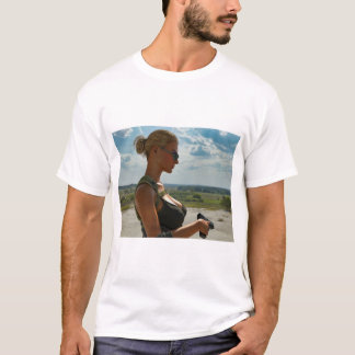 Armee Mädchen 10 - Kunstprint T-Shirt