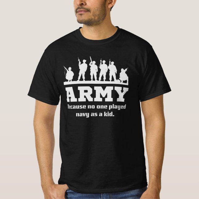 Armee, weil niemand Marine als Kind-Militär gespie T-Shirt (Vorderseite)