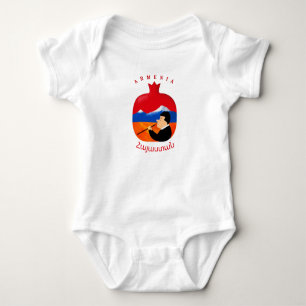 Armenischer Granat Baby Strampler