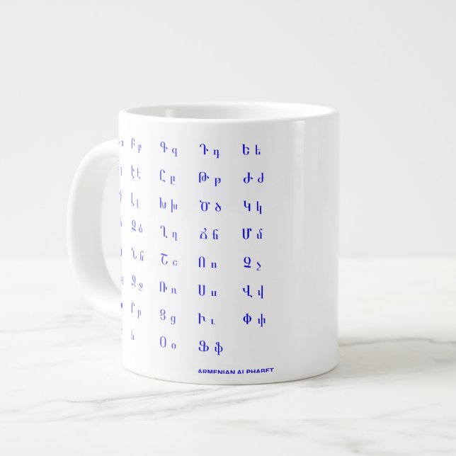 Armenisches Alphabet Jumbo-Tasse (Vorderseite Links)