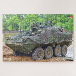 ARMORED PERSONNEL CARRIER - Stryker (20 x 30 Zoll)