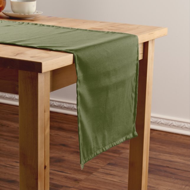 Army Green Solid Color Kurzer Tischläufer (Beispiel)