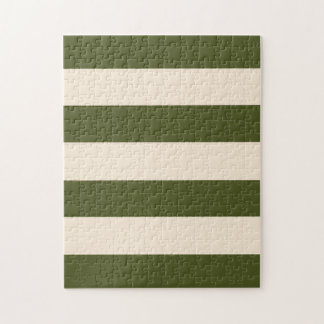 Army Green und Antique White Stripes
