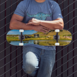 Arnarstapi Amtmansshus und Stapafell, isländisch Skateboard