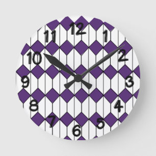 Art Deco Diamonds und Hexagons Runde Wanduhr