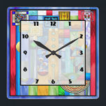 Art Deco: Festes Glas 1 Quadratische Wanduhr<br><div class="desc">10, 75" x 10, 75" Acrylwandtüte mit einem Bild eines Buntglaskunstwerks mit Art-Deco-Flair,  das an Werke aus den 20er Jahren erinnert. Leicht lesbare Uhr auf weißem,  transparenten Quadrat mit dünner schwarzer Grenze. Sehen Sie sich die gesamte This & That Clock-Auflistung im ZUHAUSE-Bereich an.</div>
