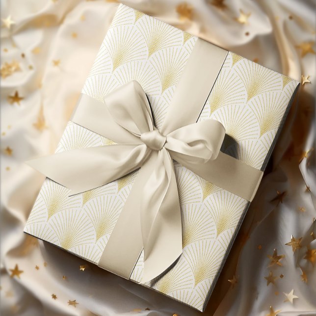 Art Deco Geometrisches Muster in Gold und Weiß Geschenkpapier (Von Creator hochgeladen)