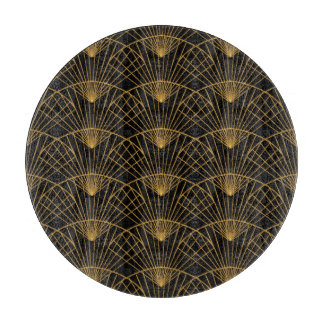 Art Deco Glamour: Goldener Lüfter. Schneidebrett