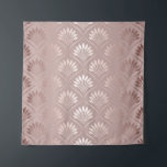 Art Deco: Gold Gitter Elegance. Wandteppich<br><div class="desc">Elegante Kunst Deko goldenes Gitter. Fischnet mit goldenen Linien Blume. Dünne Lüfterfliesen nahtlos Muster. Moderne, stilvolle Textur. Exquisite, subtile Tapete. Schöner geometrischer Hintergrund. Grafische Dekoration Gold Gitter Kunst Deko Eleganz, ein stilvoller Hintergrund zu lieben. Art Deco Charme: Elegantes goldenes Gitter mit blumengeschmückter Touch. Zeitlose Schönheit auf dem Display. Hintergrund, Kunst,...</div>