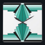 Art Deco Muster in Grüntönen Quadratische Wanduhr<br><div class="desc">Dieses Muster basiert auf klassischen Deko-Formen.</div>