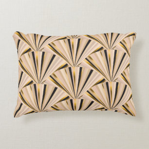 Art Deco-Schuppen: Geometrischer goldener Glamour Dekokissen
