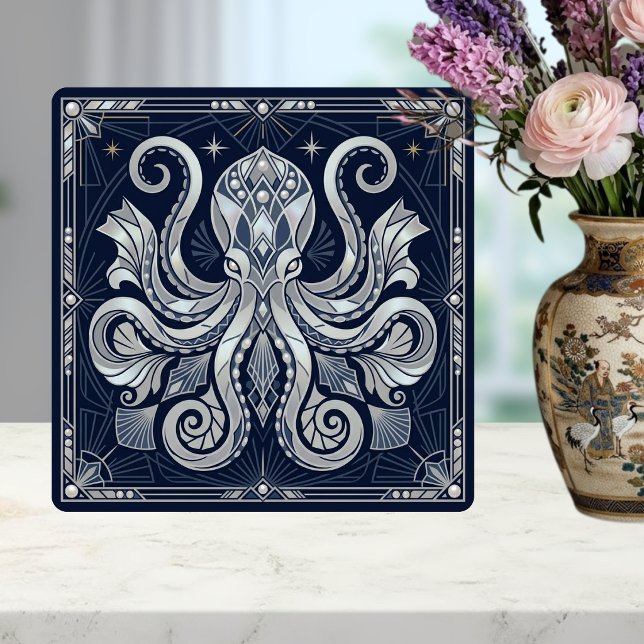 Art Deco Silver Octopus Mandala  Kraken  Fliese (Von Creator hochgeladen)