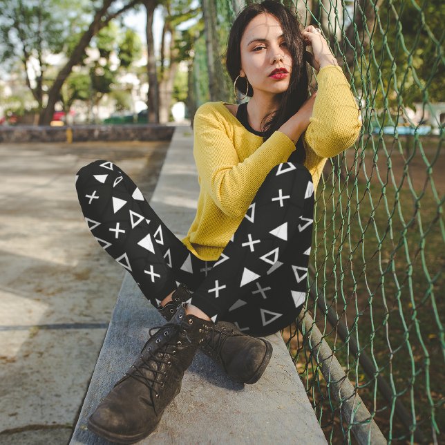 Art Deco Triangle Capri Leggings (Von Creator hochgeladen)