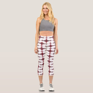 Art Deko Element in Crimson Capri Leggings