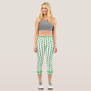 Art Deko Element in grünen Capri Leggings