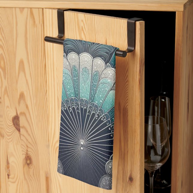 Art Nouveau Blue und Silver Fans Geschirrtuch (Drittel gefaltet)