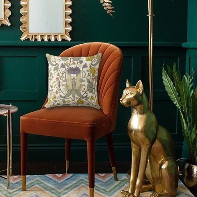 Art Nouveau Garden Muse Design Kissen (Von Creator hochgeladen)