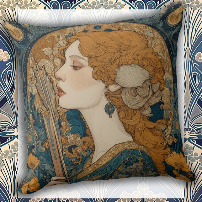 Art Nouveau Greek Goddess Kissen (Von Creator hochgeladen)