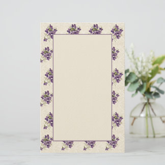 Art Nouveau Violet Floral Pattern Briefpapier