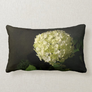 Artful Annabelle Hydrangea Bloom Lendenkissen