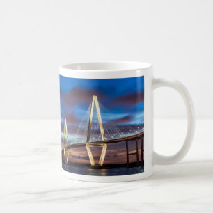 Arthur Ravenal Bridge bei Nacht Kaffeetasse