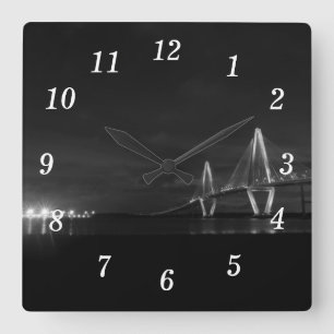 Arthur Ravenel Night Pano Graustufen Wall Clock Quadratische Wanduhr