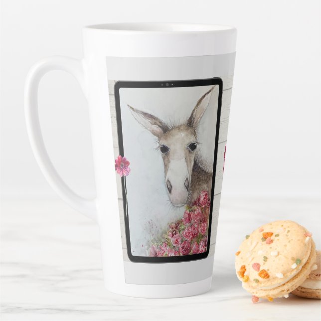 Artiste Agricole M. Hee Haw Latte Mug (En situation)