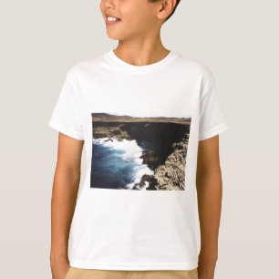 Aruba Ozean kracht auf die Felsen T-Shirt
