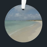Aruban Beach II Schöne Landschaft Ornament<br><div class="desc">Manchmal will man einfach, an einen warmen und tropischen Ort zu gelangen, und dieses Bild fasst das Erlebnis zusammen. Diese tropische Szene zeigt den weißen Sandstrand von Aruba. Karo in unserem Shop für schönere Fotos von karibischen Stränden. Dieses Bild ist auch als Widescreen-Tapete "Aruban Beach II" von MLeWallpapers.com zu sehen....</div>