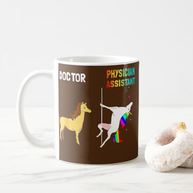 Ärzteassistent Unicorn-Tanz  Kaffeetasse (Mit Donut)