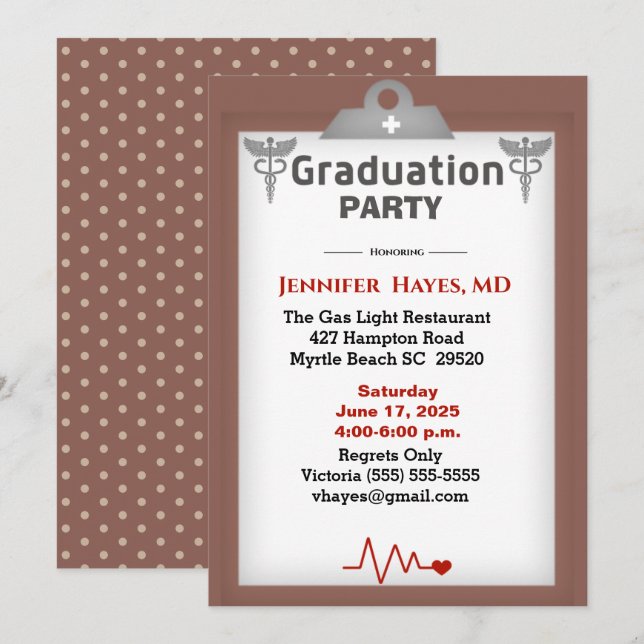 Ärztin Nurse Brown Clipboard Graduation Party Einladung (Vorne/Hinten)