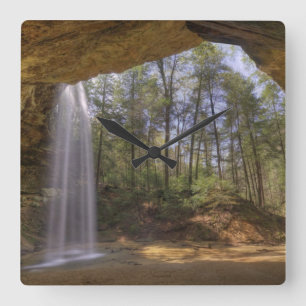 Ash Cave Wasserfall bei Hocking Hills Ohio Quadratische Wanduhr