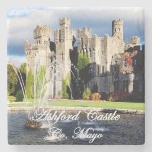 Ashford Castle, Cong, Mayo, Irland, irischer Unter Steinuntersetzer