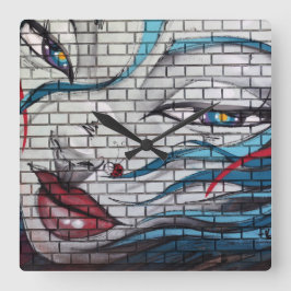 Asian Girl Graffiti Quadratische Wanduhr