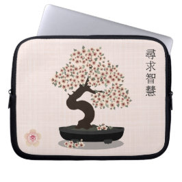 Asiatische Blütenblütengrafik Laptopschutzhülle