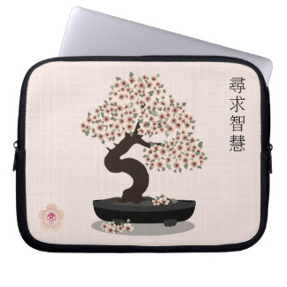 Asiatische Blütenblütengrafik Laptopschutzhülle