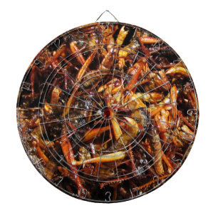 Asiatische Küche mit frittiertem Grasshopper (Takk Dartscheibe