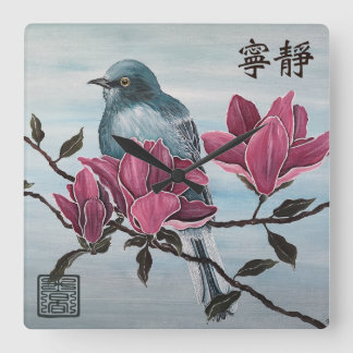 Asiatischer Blaue-Vogel-rosa-Magnolien-Malerei Quadratische Wanduhr