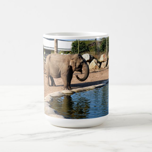 Asiatischer Elefant Kaffeetasse (Mittel)