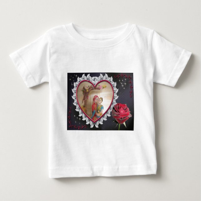 Asiatisches Hochzeitskaffee zum Heart Swing Art Pr Baby T-shirt (Vorderseite)