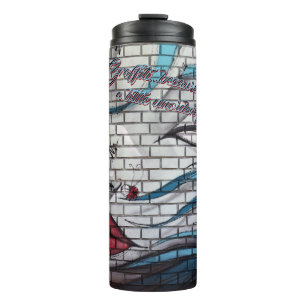 Asiatisches Mädchen Graffiti Thermosbecher